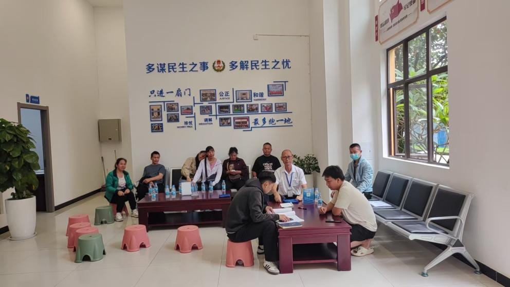 图片 2 图片 2