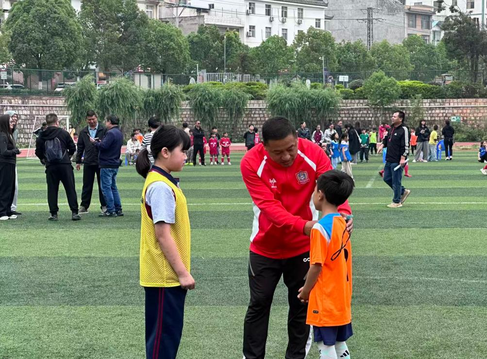 图片 3 图片 3